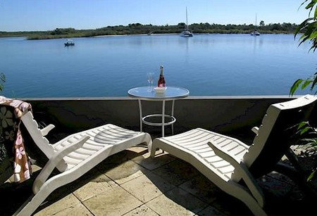 Noosa Shores Resort - Great Ocean Road Tourism 1