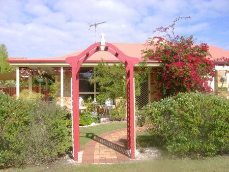 Angels Beach Lodge - Great Ocean Road Tourism 0