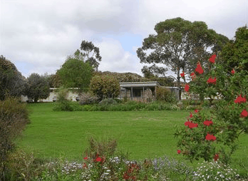 Camperdown Cascade Motel - Great Ocean Road Tourism