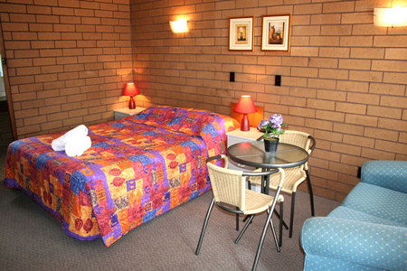 Rippleside Park Motor Inn - Great Ocean Road Tourism 0