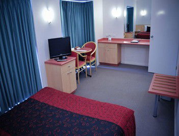 The Waverley International Hotel - Great Ocean Road Tourism 4