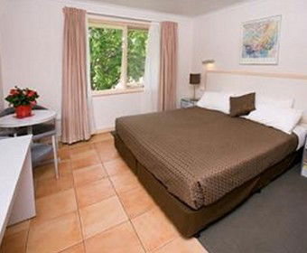 Forrest Hotel And Apartments - Great Ocean Road Tourism 0