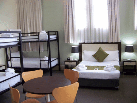 Aarons Hotel - Great Ocean Road Tourism 4