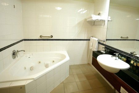 Lasseters Hotel Casino - Great Ocean Road Tourism 3