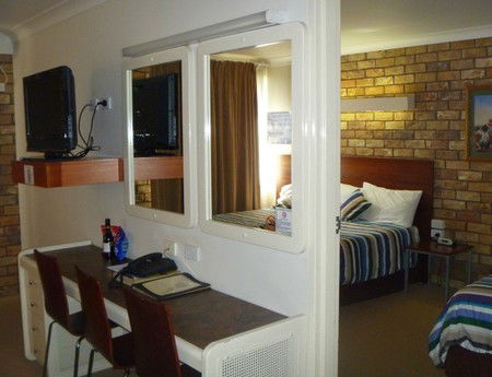 Burke And Wills Motor Inn Kingaroy - Great Ocean Road Tourism 2