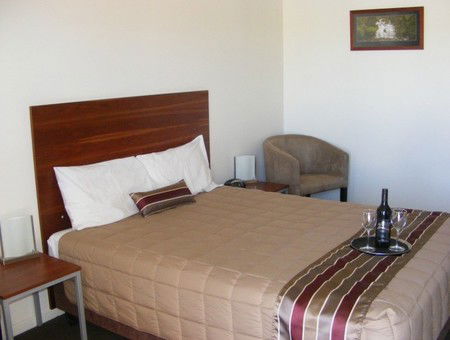 Burke And Wills Motor Inn Kingaroy - Great Ocean Road Tourism 3
