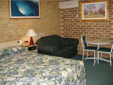 A Settlers Motor Inn - Great Ocean Road Tourism 3