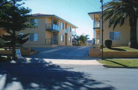 AA Madalena Court Holiday Apartments - Great Ocean Road Tourism 0