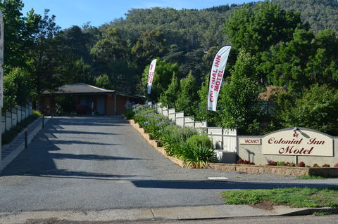 Bright Colonial Inn Motel - Great Ocean Road Tourism 0