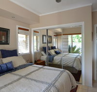 Hastings Cove Holiday Apartments - Great Ocean Road Tourism