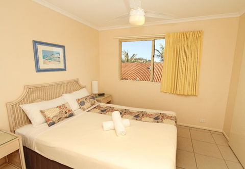 Coolum Beach Getaway Resort - Great Ocean Road Tourism 0