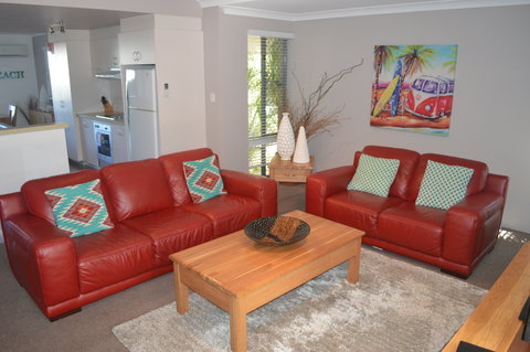Outrigger Bay Apartments - Great Ocean Road Tourism 6