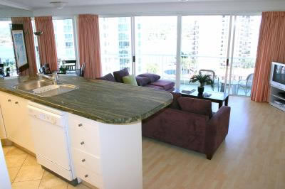 Surfers Mayfair - Great Ocean Road Tourism 5