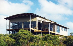 Saar Beach House - Great Ocean Road Tourism 0
