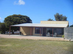 Seaview Cottage Ceduna - Great Ocean Road Tourism 0