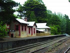 Mount Lofty Railway Station - Great Ocean Road Tourism 0