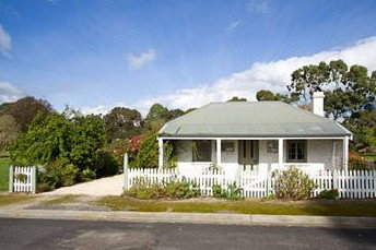 Sarah's Cottage - Great Ocean Road Tourism 1