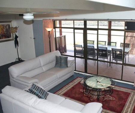 River Shack Rentals - The River Classic - Great Ocean Road Tourism 1