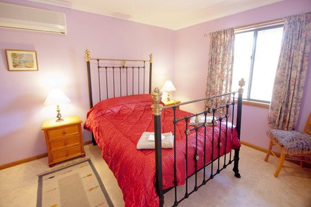 Lyrabendi Farmstay - Great Ocean Road Tourism 4