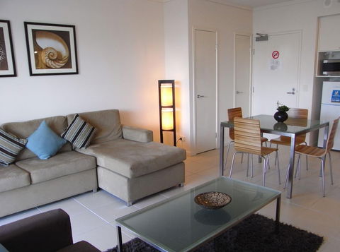 Aspect Caloundra - Great Ocean Road Tourism 0