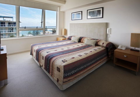 Aspect Caloundra - Great Ocean Road Tourism 3