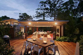 Barefoot At Broken Head - Great Ocean Road Tourism 0