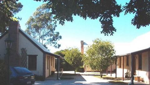 Tanunda Cottages - Great Ocean Road Tourism 4