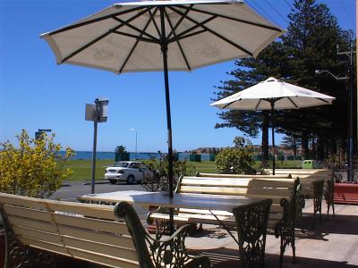Anchorage At Victor Harbor Seafront Hotel - Great Ocean Road Tourism 0