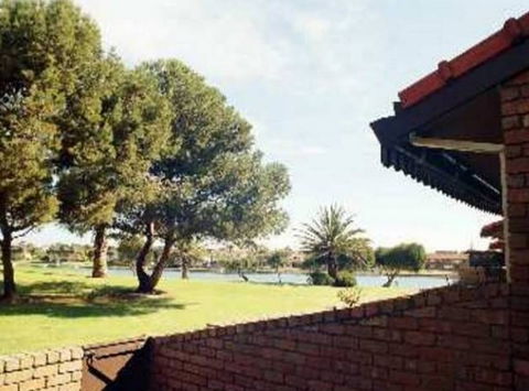 Lake Shore Apartment - Great Ocean Road Tourism 0