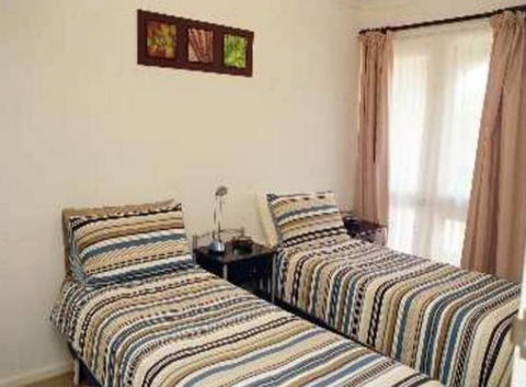 Lake Shore Apartment - Great Ocean Road Tourism 1