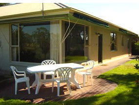 Riverfront Retreat - Great Ocean Road Tourism 6