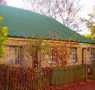 Colonial Cottages of Ross - Captain Samuels Cottage - Great Ocean Road Tourism