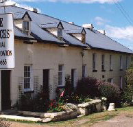 Lythgos Row of Romantic Cottages - Great Ocean Road Tourism