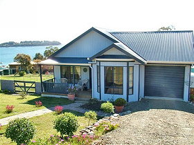 Bruny Island Accommodation Services - Omaroo Cottage - Great Ocean Road Tourism 0