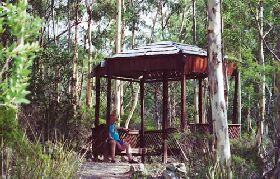 Telopea - Great Ocean Road Tourism 0