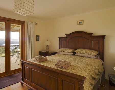 Port Arthur Escapes - Wallaby Lodge - Great Ocean Road Tourism 4