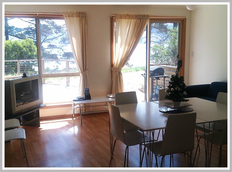 Bruny Island Beachside Accommodation - Great Ocean Road Tourism 3