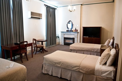 Hotel Shamrock - Great Ocean Road Tourism 3