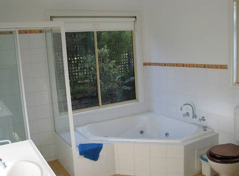 The Lodge - Far Meadow - Great Ocean Road Tourism 2