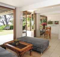 Bungalows on the Beach - Great Ocean Road Tourism