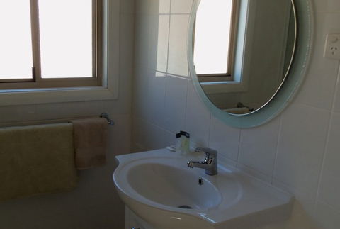 Apartment 2 On Oxide - Great Ocean Road Tourism 2