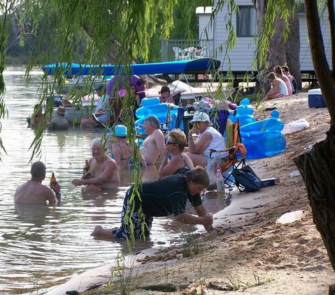 Willow Bend Caravan Park - Great Ocean Road Tourism 1