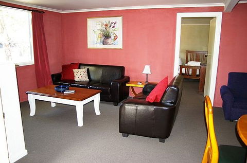 Ellstanmor Country Guesthouse - Great Ocean Road Tourism 1