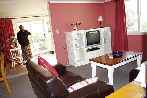 Ellstanmor Country Guesthouse - Great Ocean Road Tourism 2