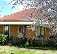 Cooma Cottage - Accommodation - Great Ocean Road Tourism