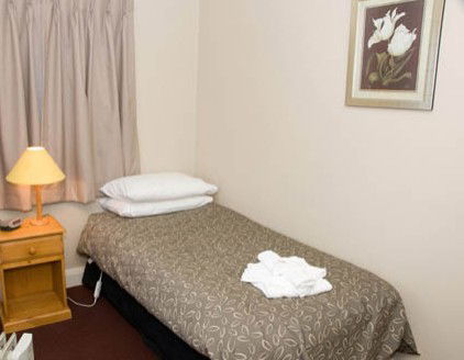 Alpine Hotel - Great Ocean Road Tourism 4