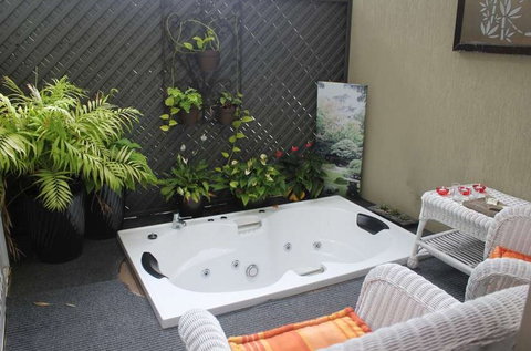 Nelson Bay Bed And Breakfast - Great Ocean Road Tourism 3