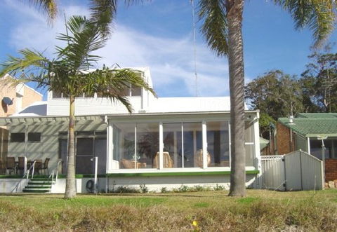 8 Seaview Crescent - Great Ocean Road Tourism 0