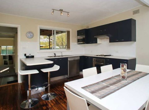 28 Rigney Street - Great Ocean Road Tourism 1