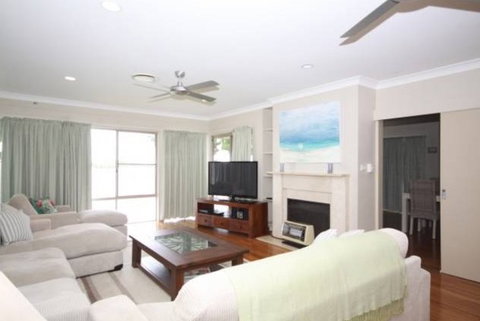 Sunset Boulevarde 12 - Great Ocean Road Tourism 1